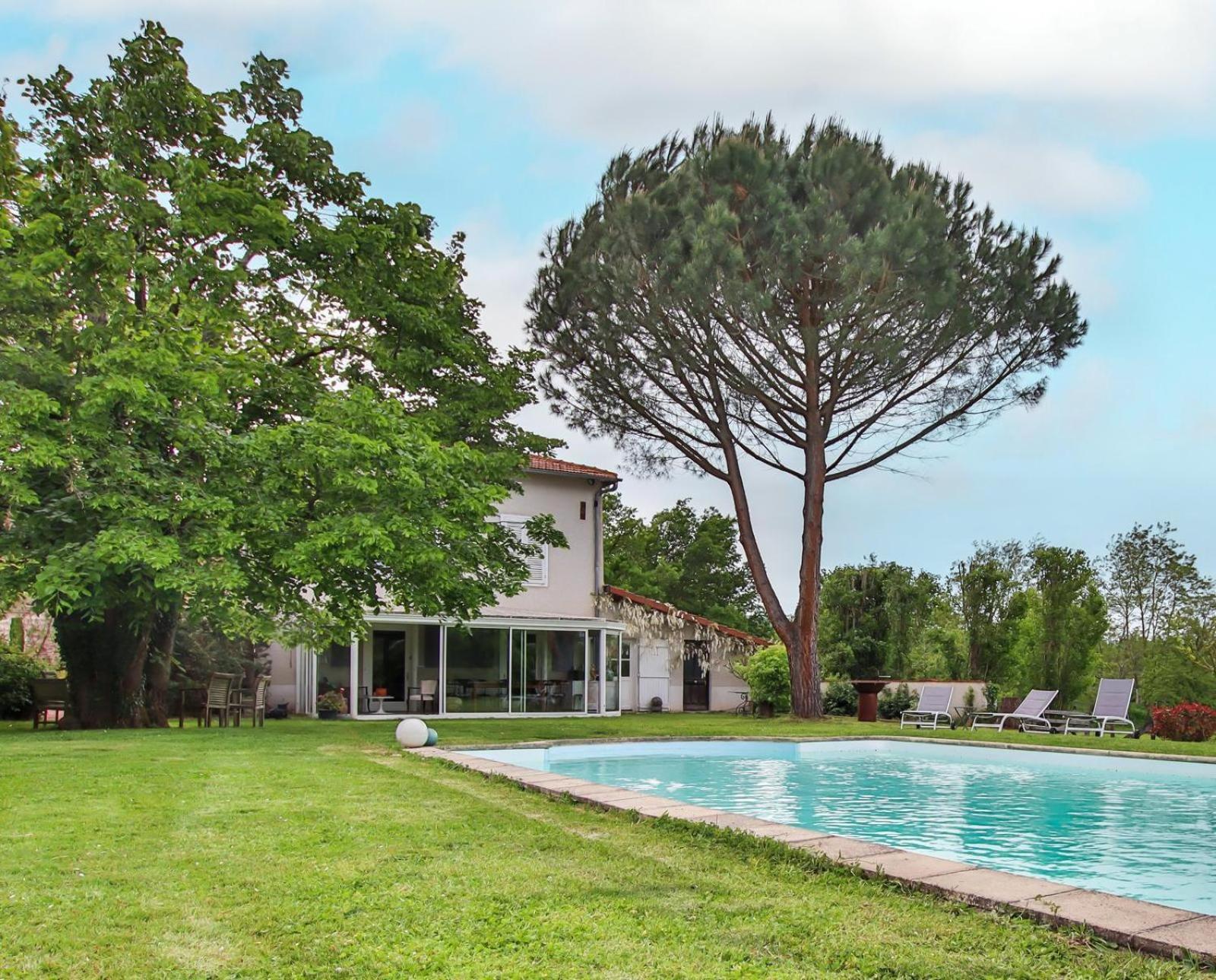 Domaine D'Aromm - Chambres D'Hotes & Gites - Piscine, Etangs & Animaux - Au Calme Ouches المظهر الخارجي الصورة